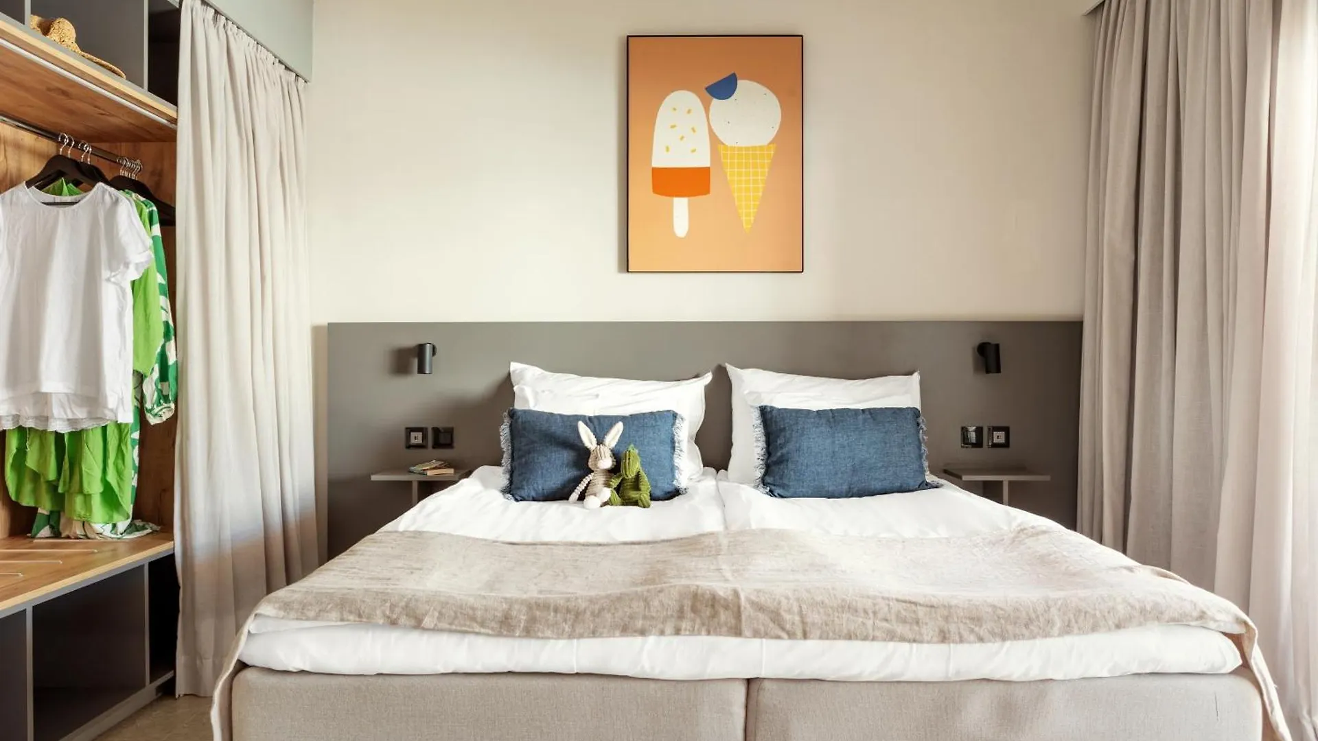 Sunwing Sandy Bay Beach Village Ayia Napa 4*,