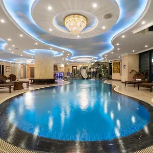 https://v-hotel-beach.dananghotels.net