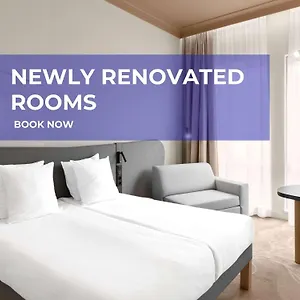 **** Отель Moevenpick Centre Венгрия